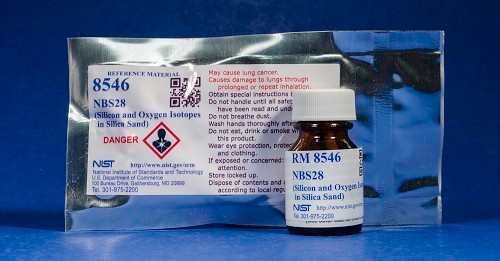 8050午夜二级无码人妻 RM 8546   NBS28（硅砂中的硅和氧同位素）标准品